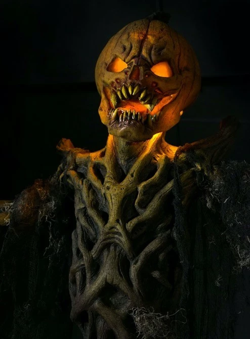 Distortions Unlimited 8ft Pumpkin Stalker Prop - Image 5