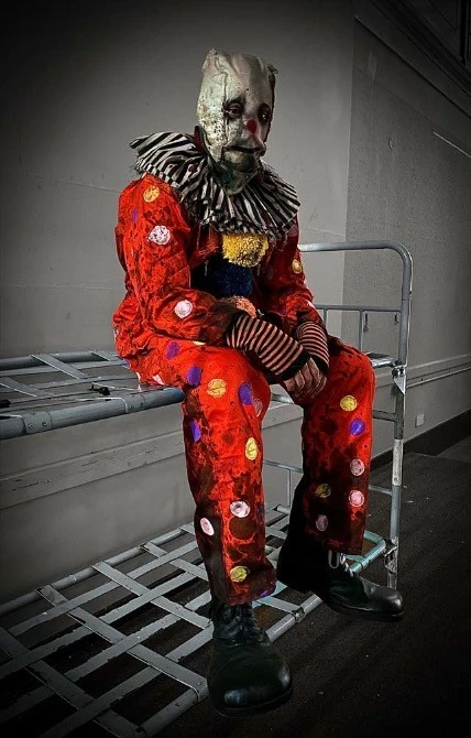 Mad About Horror Soots Clown Costume - Image 2
