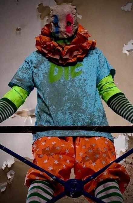 Mad About Horror Spiral Clown Costume DIE - Image 4