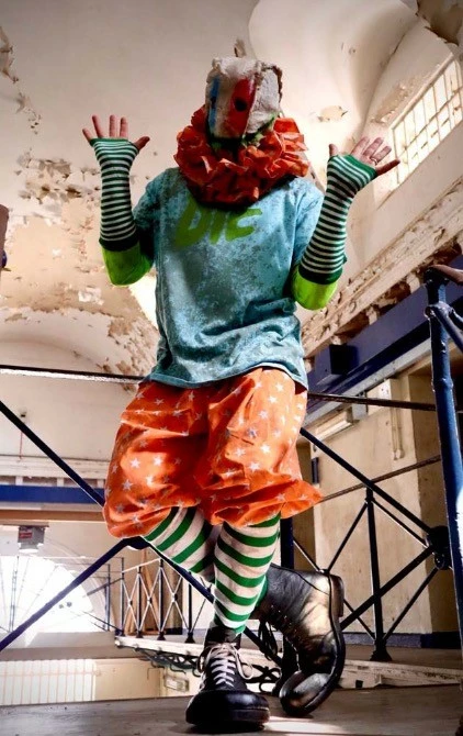 Mad About Horror Spiral Clown Costume DIE - Image 5