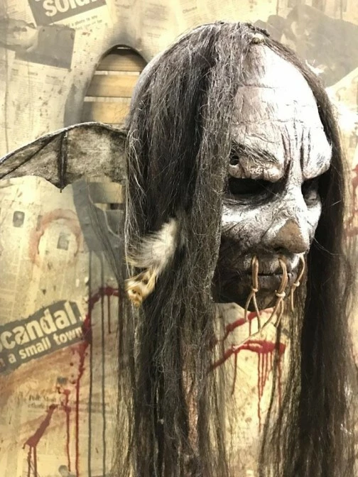 Pumpkin Pulp Deluxe Voodie Latex Mask - Image 3