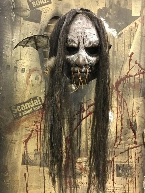 Pumpkin Pulp Deluxe Voodie Latex Mask - Image 6