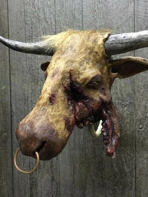 Pumpkin Pulp Deluxe Ground Beef Mask - Image 2