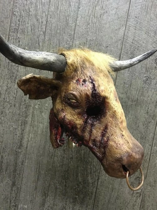 Pumpkin Pulp Deluxe Ground Beef Mask - Image 4