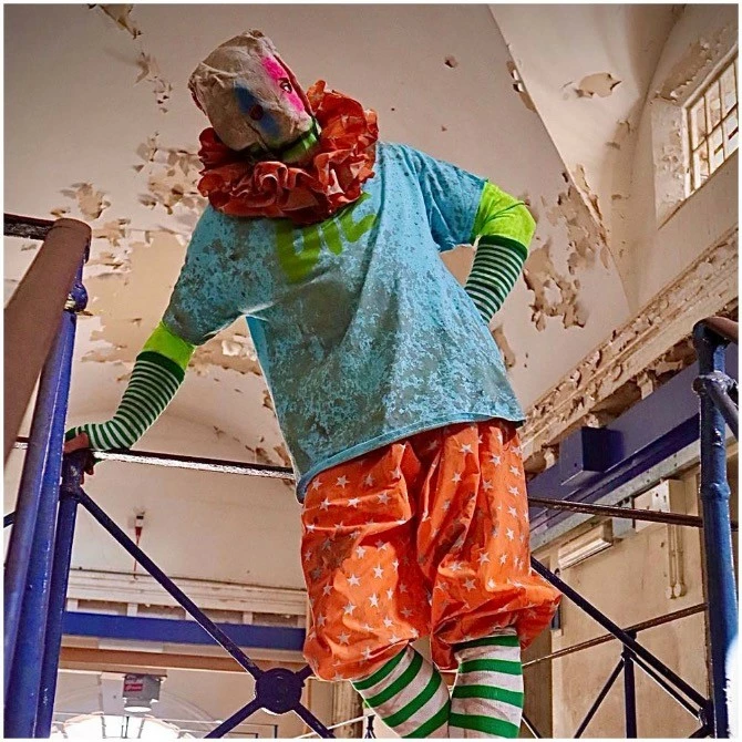 Mad About Horror Spiral Clown Costume DIE